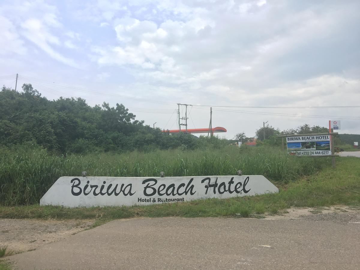 Biriwa Beach Hotel Buitenkant foto